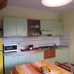 Tiny House With Private Garden Bibione